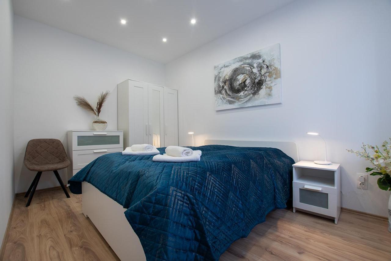Zora Lak Apartment Шопрон Екстериор снимка