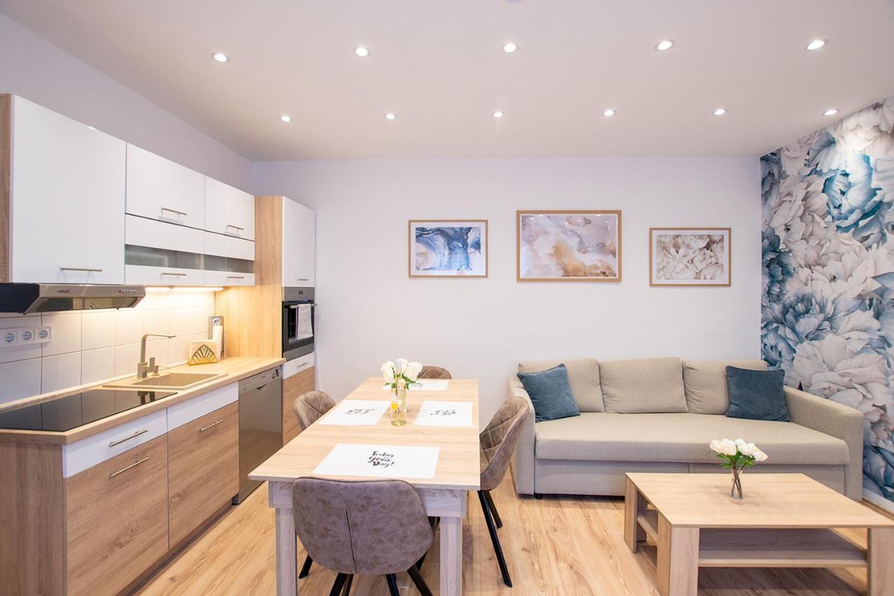 Zora Lak Apartment Шопрон Екстериор снимка
